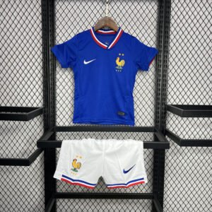 Niños Francia 2024