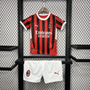 Niños Milan 2024