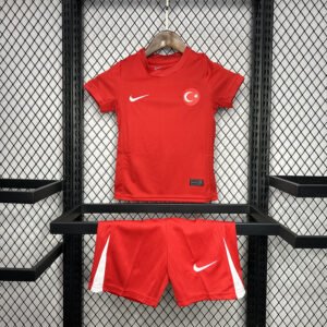 Niños Turquia 2024