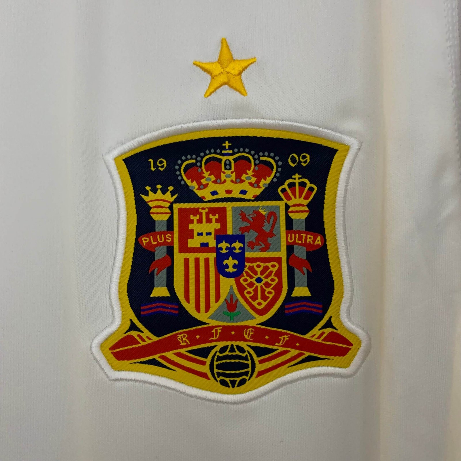 España 2011 alternativa 4 Camiseta Retro España 2011 alternativa - Imagen 2
