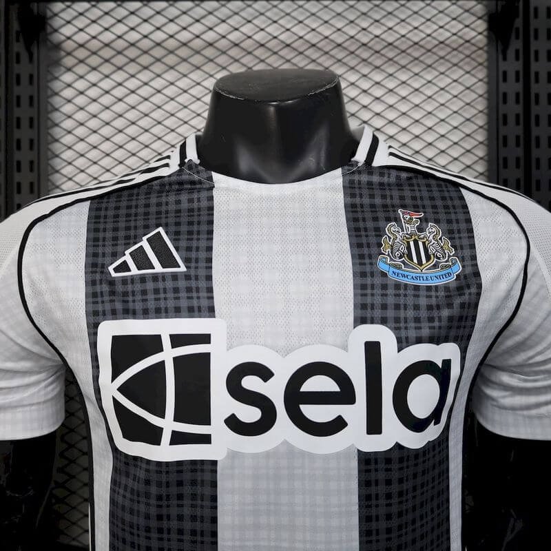 Newcastle 2025-26 titular 3 Camiseta Newcastle 2025-26 titular - Imagen 3