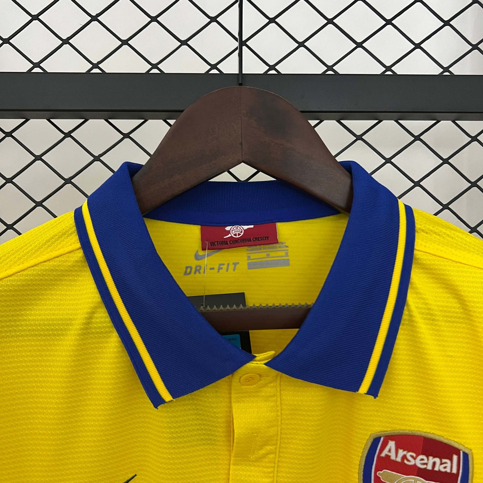 arsenal 2013 alternativa 2 Camiseta Retro Arsenal 2004 alternativa - Imagen 3