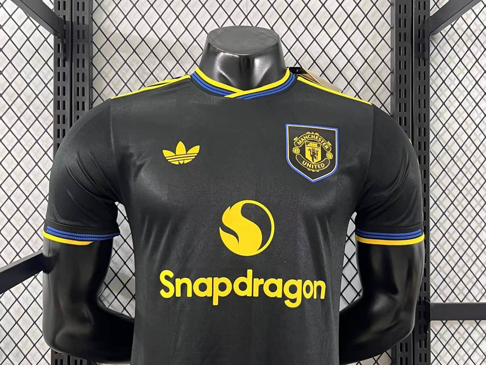 manchester united especial 2025-26 2 Camiseta Manchester United especial 2025-26 - Imagen 5