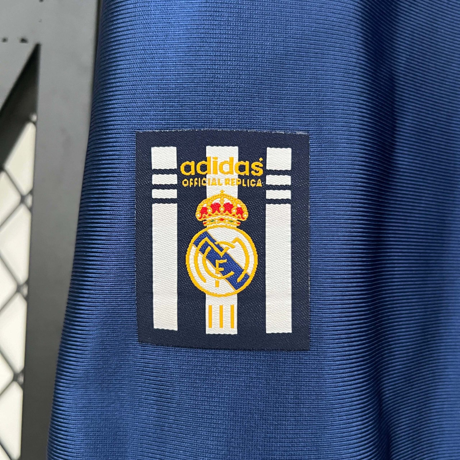 real madrid 1998 alternativa 5 Camiseta Retro Real Madrid 1998 alternativa - Imagen 4