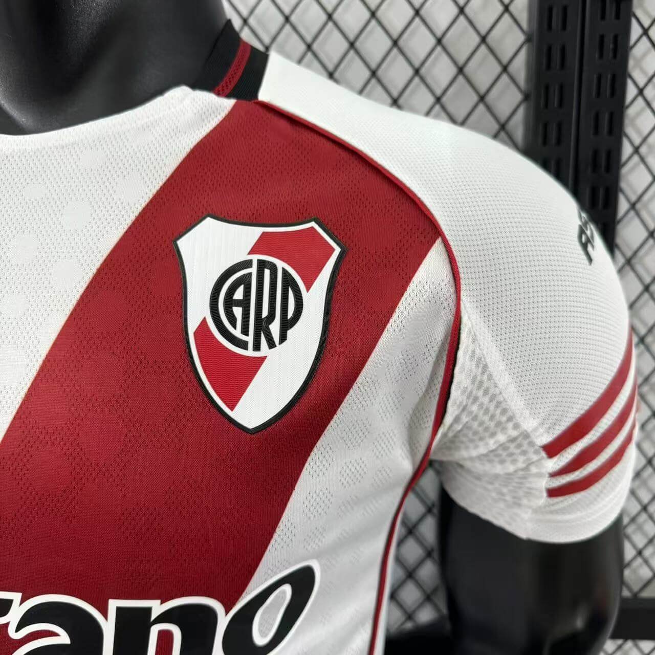 River plate 2025-26 titular 4 Camiseta River Plate 2025-26 titular - Imagen 4
