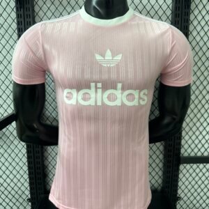 Camiseta casual Adidas crema