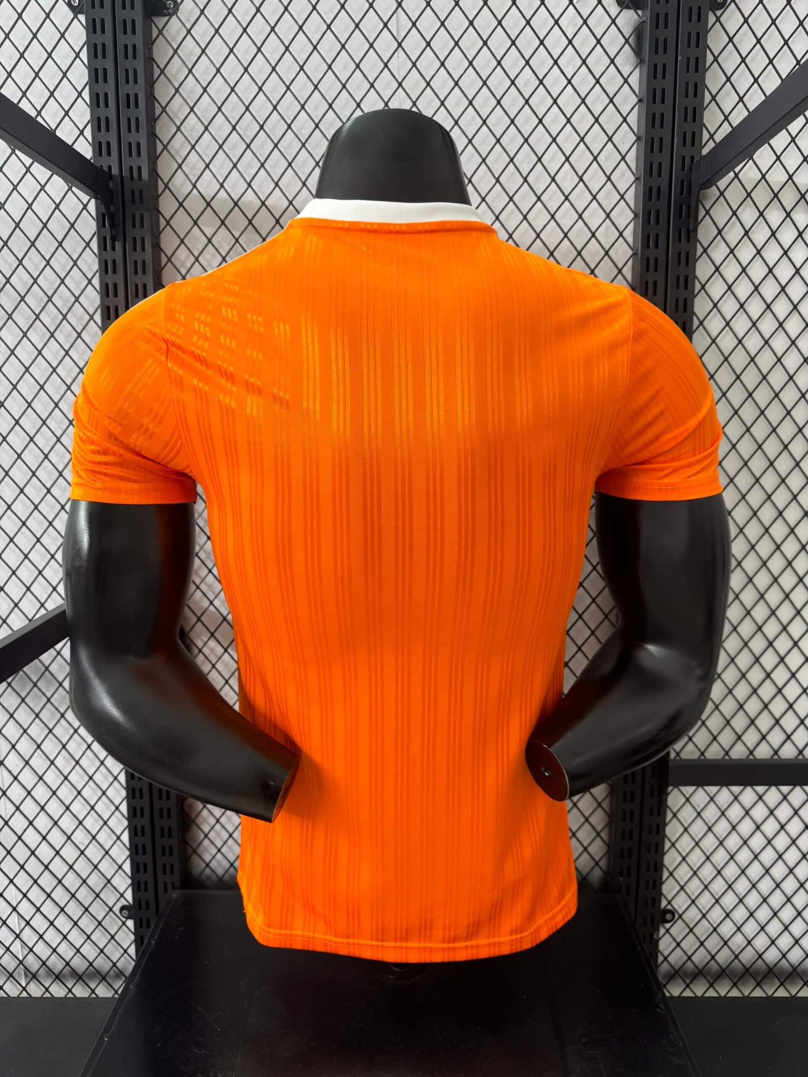 adidas naranja 5 Camiseta casual Adidas naranja - Imagen 3